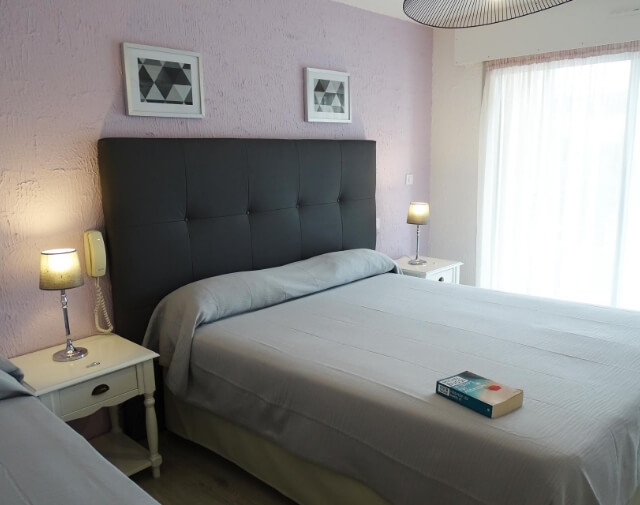 Chambre twin de l'hôtel Vénezia à Sète