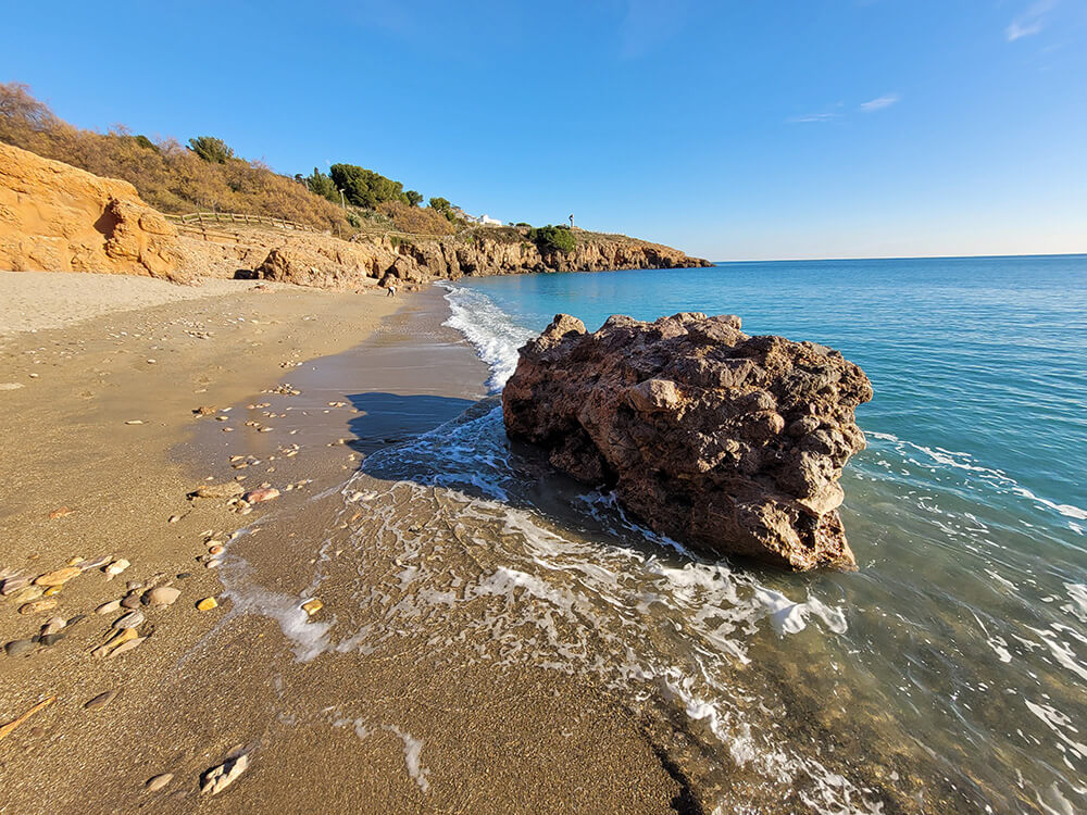 L'hôtel Vénezia est situé à proximité de la plage de la corniche à Sète